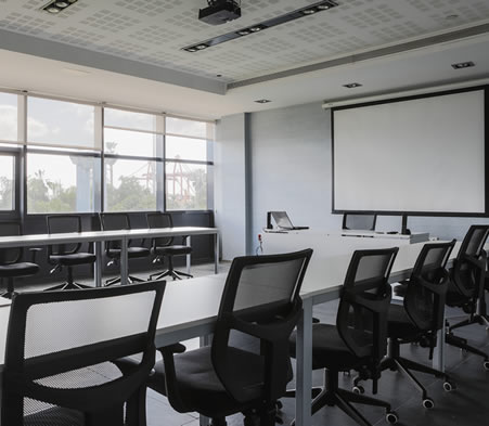 Galia Puerto - Aulas de formación, mejora a tus trabajadores